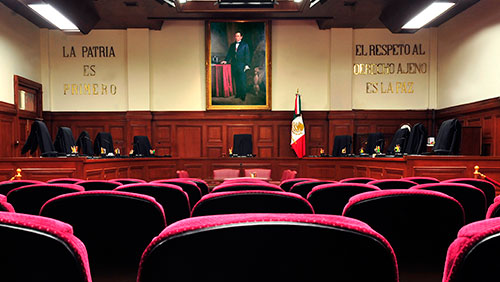 Suprema Corte desembolsa $443 mil en 4 pinturas al óleo. Noticias en tiempo real