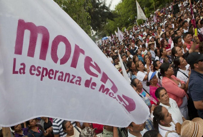 Morena, convertido en un revoltijo político que saca chispas. Noticias en tiempo real