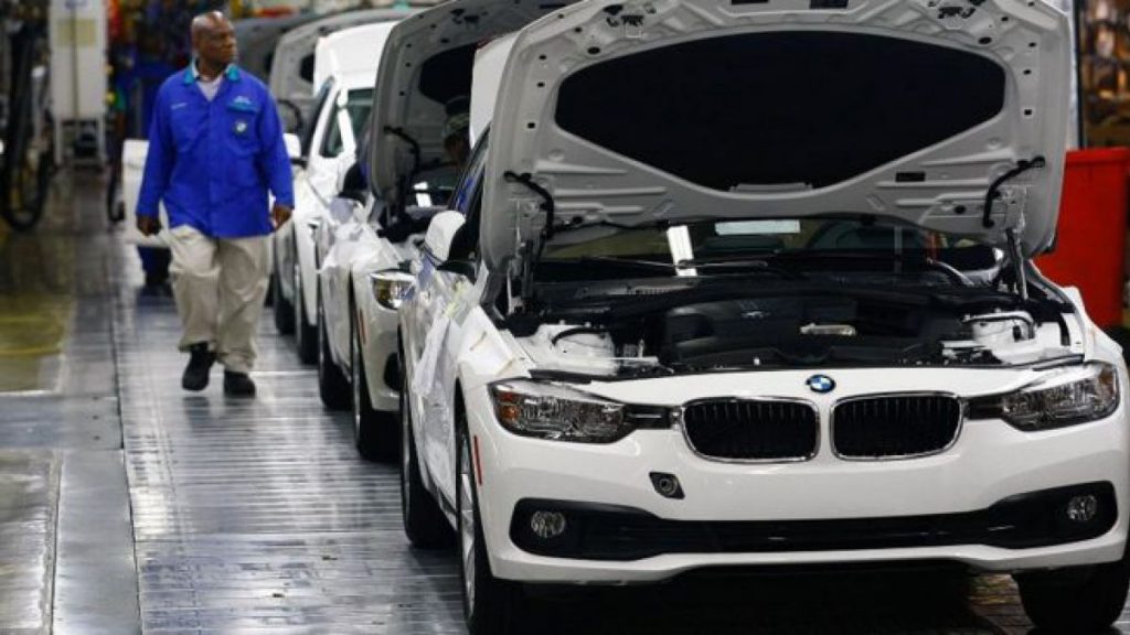 BMW amaga con reducir inversión en EU. Noticias en tiempo real