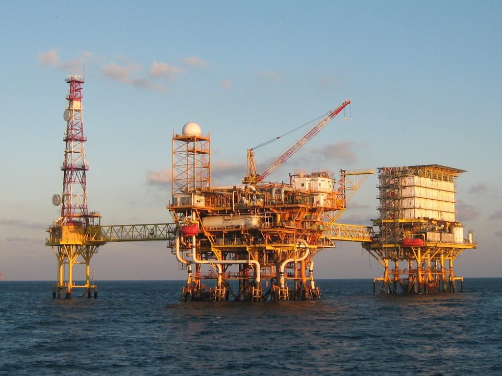 Comisión Nacional de Hidrocarburos detiene licitaciones Petroleras. Noticias en tiempo real