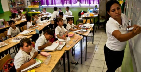 Prioridad para Morena: tirar Reforma Educativa. Noticias en tiempo real