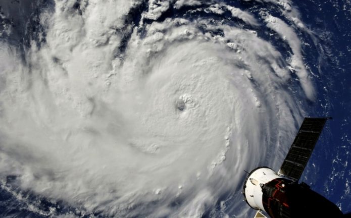 Ordenan desalojar a un millón de personas en Carolina del Sur (EU) por huracán Florence, tocará tierra entre jueves y viernes de esta semana. Noticias en tiempo real