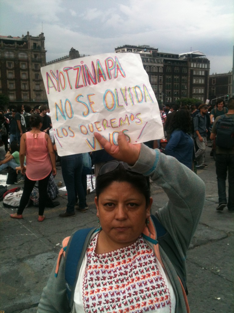 Ayotzinapa, por la aparición de estudiantes normalistas