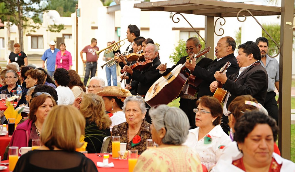 Día de las madres Puntoporpunto