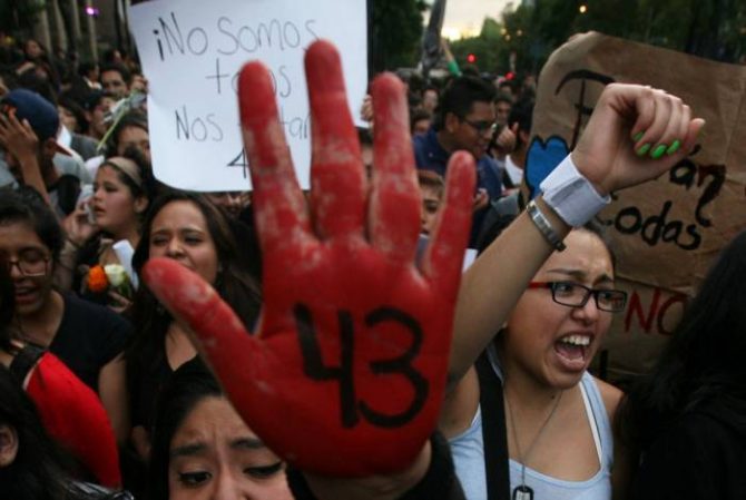 Nuevo gobierno en México promete crear una comisión de la verdad sobre Ayotzinapa. Noticias en tiempo real