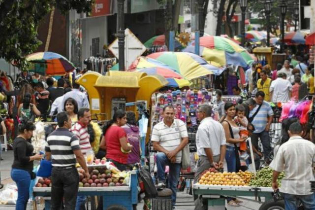 Crece INFORMALIDAD en México, debido a MAYOR DESEMPLEO. Noticias en tiempo real