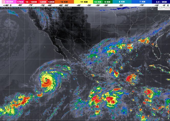 Huracán “Rosa” se debilita a categoría 3. Noticias en tiempo real