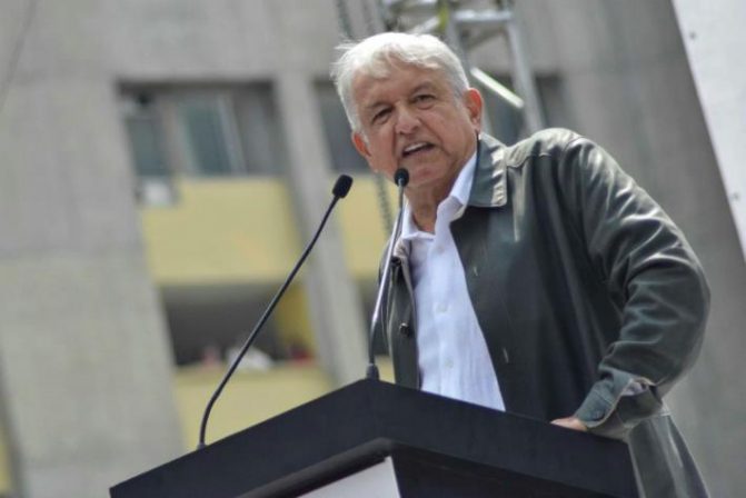 Cuidaré a Ejército, pero sí va Comisión de la Verdad: AMLO. Noticias en tiempo real