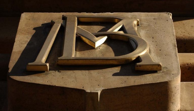 BANXICO baja su TASA de INTERÉS de referencia y la deja en 10.50%; es la tercera REDUCCIÓN del año