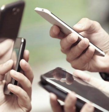 TEXTO ÍNTEGRO: ADIOS al CELULAR en las AULAS; expertos criticaron el tono PROHIBICIONISTA del ACUERDO