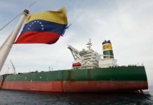 GOBIERNO de TRUMP incautó un buque petrolero frente a la costa de VENEZUELA