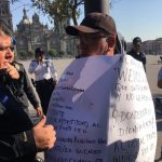 Policía encadenado cdmx