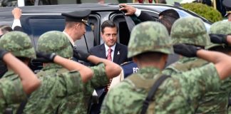 CIUDAD DE MÉXICO, 03OCTUBRE2017.- Enrique Peña Nieto, presidente de la República; encabezó el homenaje al aniversario del XXX Aniversario dela creación del Primer Cuerpo del Ejército. Durante el evento se resaltó la labor de ayuda del ejército durante los acontecimientos ocasionados por el sismo del 19 de septiembre.