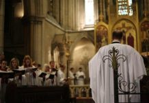 Iniciativa de la CÁMARA de DIPUTADOS plantea regular los contenidos que sacerdotes, monjas y ministros de culto publiquen en REDES SOCIALES