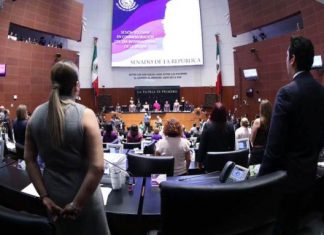 ÉLITE de EMPLEADOS del SENADO cobran SUELDOS de 172 mil pesos mensuales
