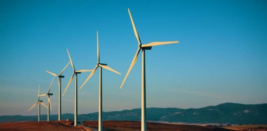 Qué Países del MUNDO están avanzando hacia la Transición de las ‘ENERGÍAS RENOVABLES’
