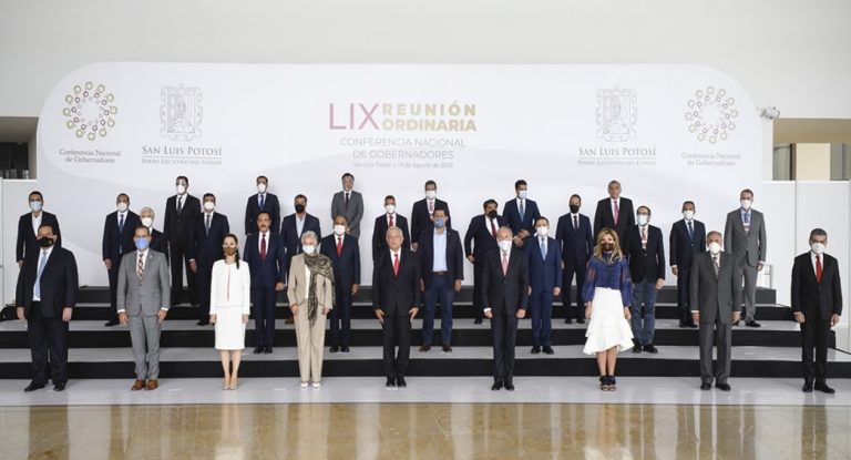 AMLO y GOBERNADORES acuerdan los trabajos para la revisión del PACTO FISCAL