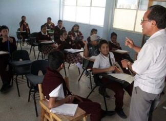 TEXTO ÍNTEGRO: CRISIS por falta de MAESTROS en EDUCACIÓN BÁSICA; existe un DÉFICIT global de 44 MLLNS docentes