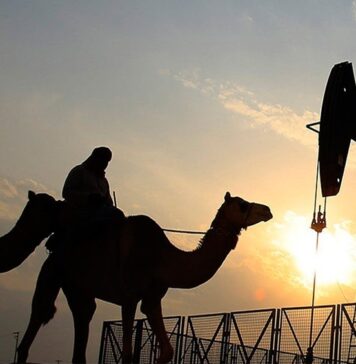 Desciende SUMINISTRO MUNDIAL de PETRÓLEO, orillando a que los PRECIOS continúen en ASCENDIENDO