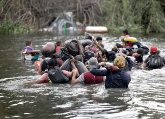 VIOLENCIA y REPRESIÓN POLÍTICA eleva la MIGRACIÓN de la POBLACIÓN de CENTRO y SUDAMÉRICA