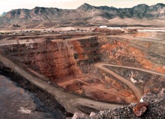 MINERA en ZACATECAS utiliza al CRIMEN ORGANIZADO para AMENAZAR a sus trabajadores