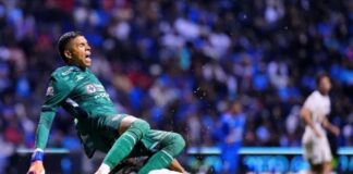 Kevin Mier, portero de CRUZ AZUL sufre FRACTURA de TIBIA y será OPERADO