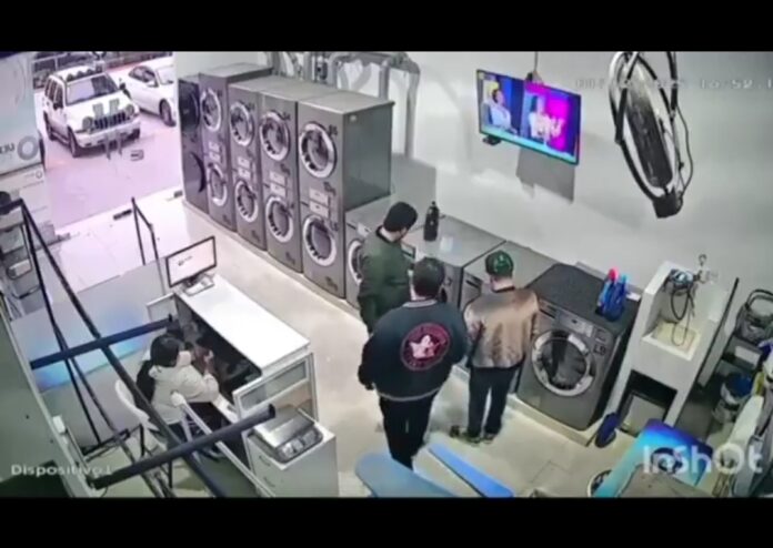 Screenshot_20251203_124511_X