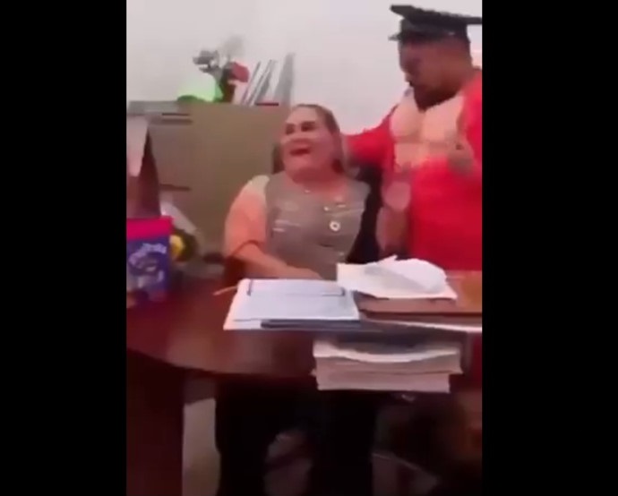 VIDOE-REGIDORA BAILE