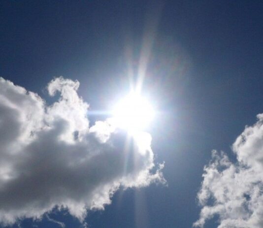 TEXTO ÍNTEGRO: El PLANETA absorbe Mayor RADIACIÓN SOLAR, originando Altas Temperaturas