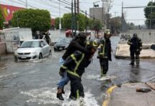 VIDEO: Calles de Iztapalapa registra una MEGAFUGA de AGUA