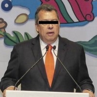 columna-angel aguirre