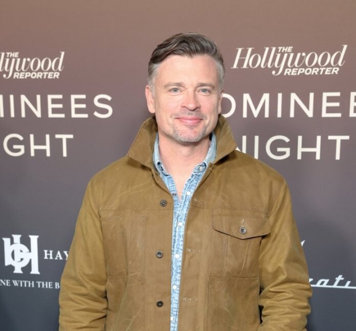 TOM WELLING