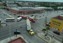 VIDEO: Detectan BLOQUEO en MATAMOROS, cerca de la frontera entre MÉXICO y EU